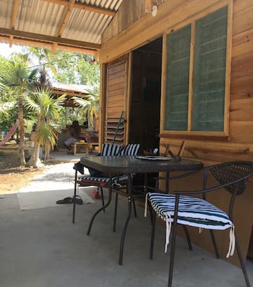West End House | One Love Rasta Cottages "Juby"