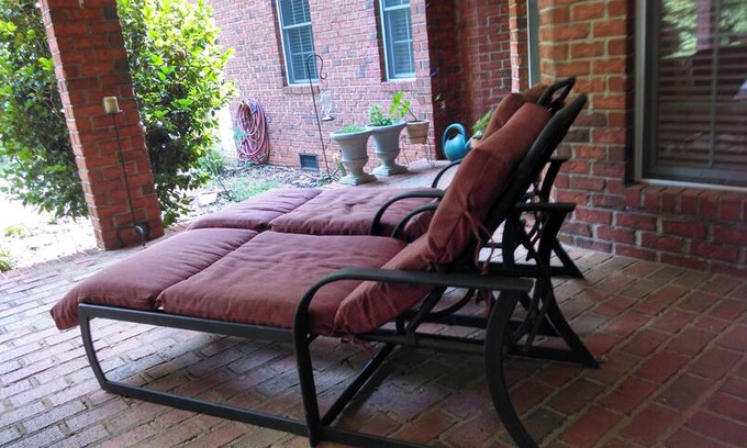 Summerfield House | Back Porch Paradise - Autumn Room