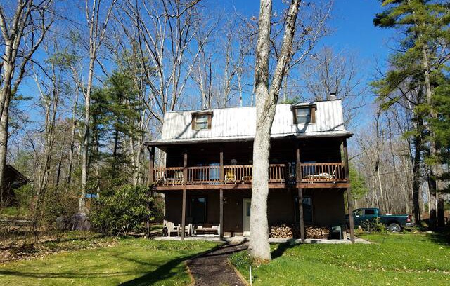Waterfront Greens Cabin | Rock Haul @ Deep Creek Lake
