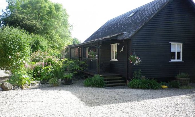 Thrandeston House | Poppy's Cottage