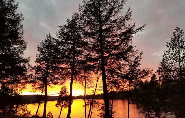 Lee Bed & Breakfast | The Loons Nest Lodge at Silver Lake - Lakeview
