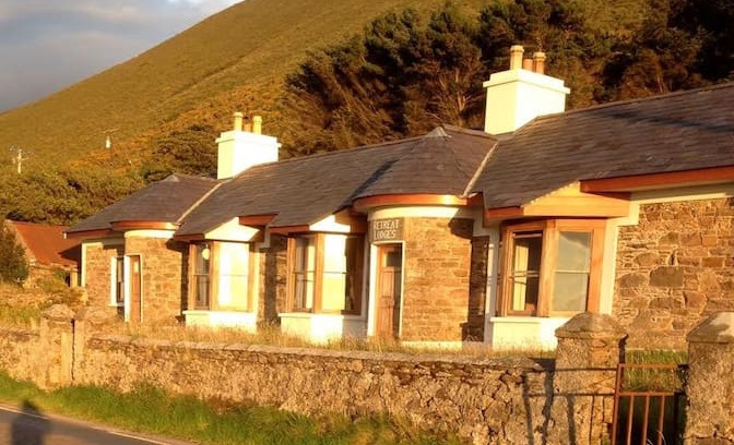 Rossbeigh House | Retreat Lodges, Rossbeigh Co. Kerry