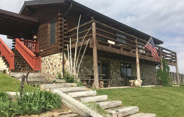 Bruneau Bed & Breakfast | Owyhee Bed & Breakfast- Double Bed Room