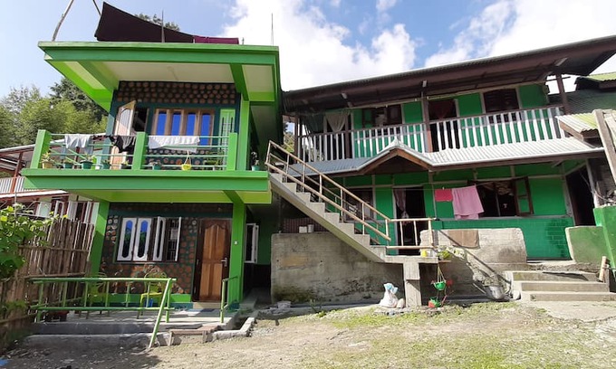 Along House | Ziro Valley Homestay Cottage. (with meals)