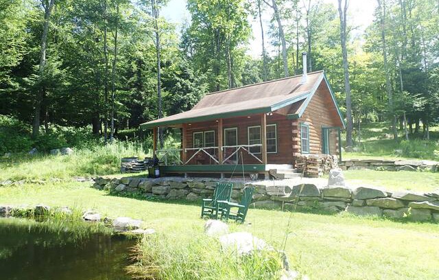 Londonderry Cabin | Trout Cabin on Magic Mountain