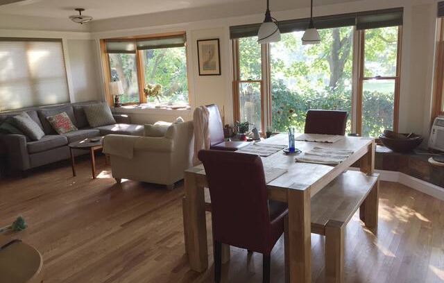 South End House | Enjoy this beautiful sunny Burlington home!