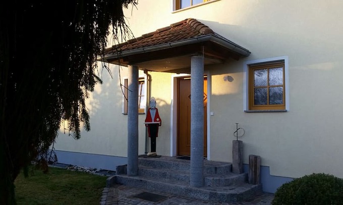 Rottenbach House | Landhauspension Babs 25 Euro pro Person pro nacht