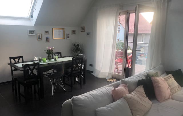 Kirchhausen Apartment | Geräumige Maisonette-Wohnung in ruhiger Lage