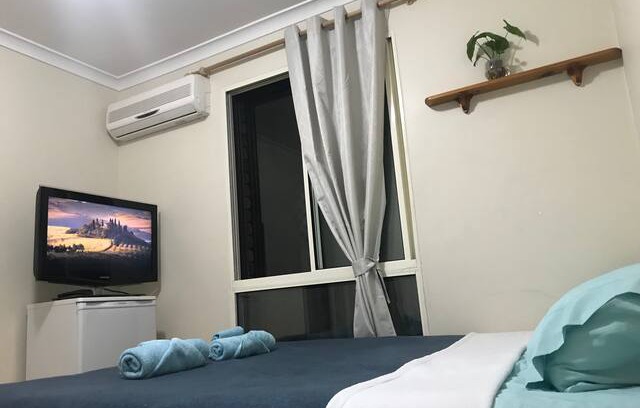 Bayswater House | Cosy private room in Bayswater- next to swan river