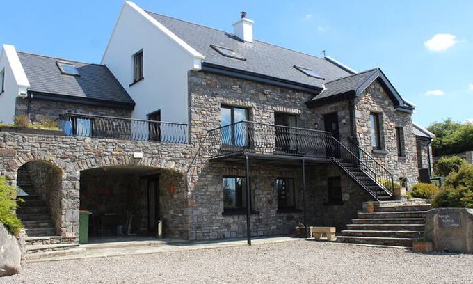 Foxford House | Lough Cullin Lodge - Basement Apartment
