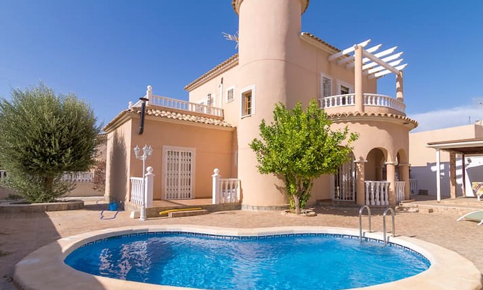 Benijofar Villa | Big villa with private pool/garden