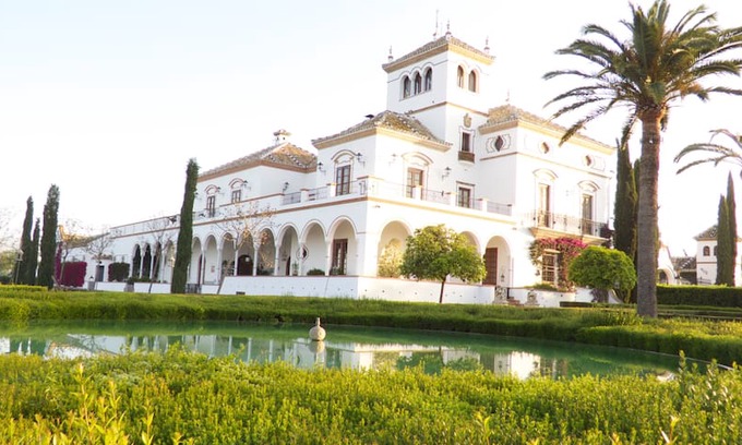 Gerena Villa | Hacienda La Caprichosa. Sevilla. España.