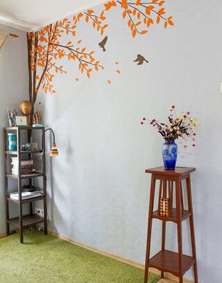Akademicheskiy Apartment | Hygge flat in a red brick house with a green yard