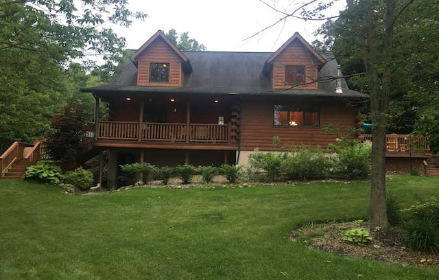 Madison Cabin | Buckeye Bill's Summer/Winter Wonderland wine tours