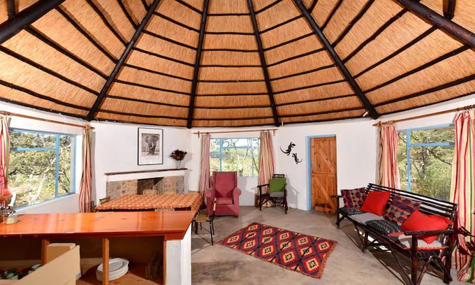 Juliasdale Villa | Self catering budget cottage in Nyanga, Zimbabwe