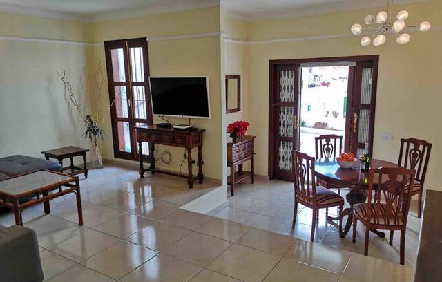 Costa Adeje House | Tenerife 4 BR villa Las Americas el Duque Adeje