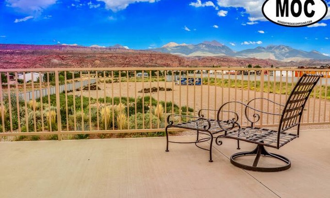 Moab South Valley House | MOAB OFF ROAD COMPOUND