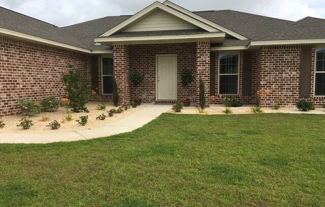 Lillian House | Brings friends, brings family and just get away!