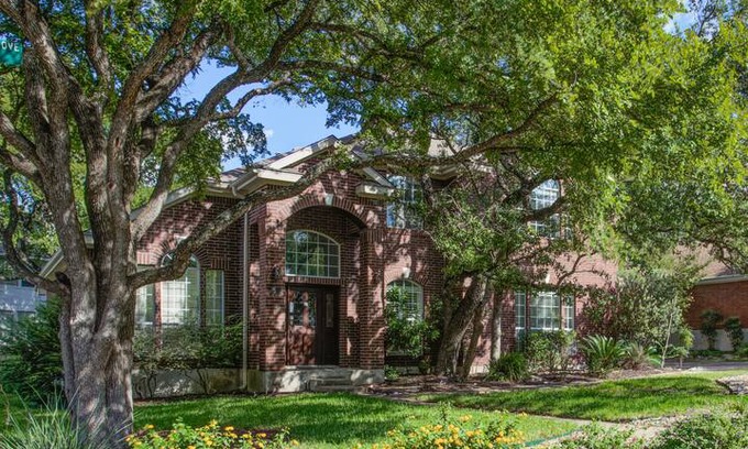 The Parke House | Beautiful Austin Home near Lago Vista