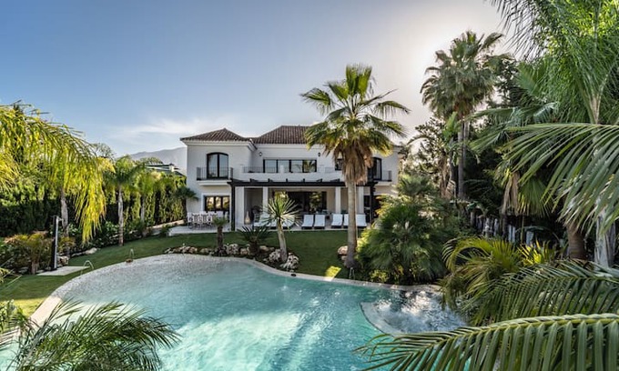Marbella Villa | Villa Blue Lagoon, Aloha, Marbella
