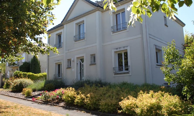 Mareuil-les-Meaux House | Private room in a quiet house
