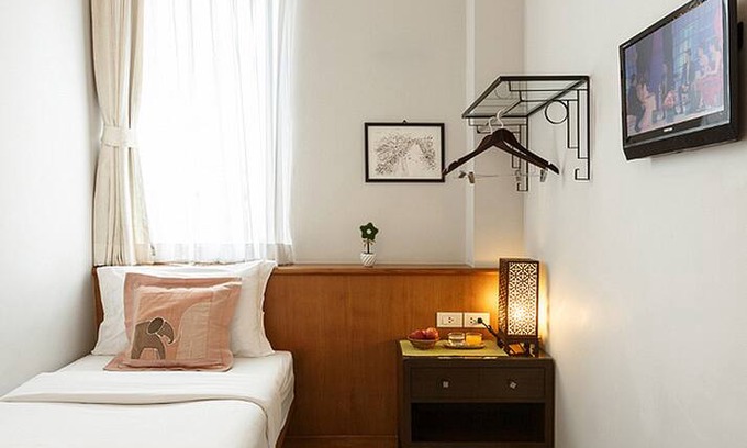 Wat Bowon Niwet Hotel | Dinso Home boutique hotel (Single Room 1)