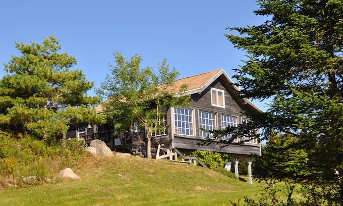 Guysborough County House | Hayden Lake"Mainhouse" fantastic lake view & peace