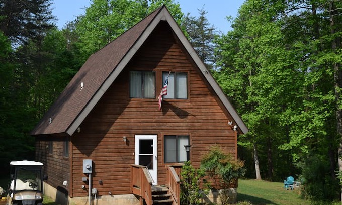 Blue Water Cabin | Bluewater Retreat at Lake Anna