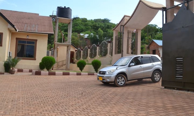 Kigoma Bed & Breakfast | Imperial Hotel Kigoma, Tanzania.