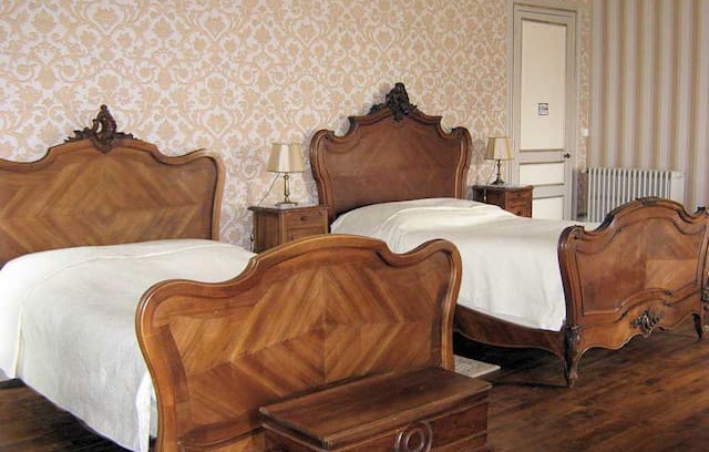 La Genetouze House | Les collines de Touret ChambreDorée