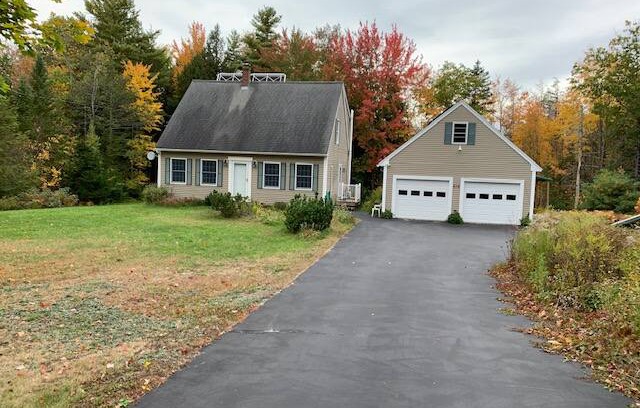 Cumberland Center House | Solar Powered Cape close to Portland/Maine Coast