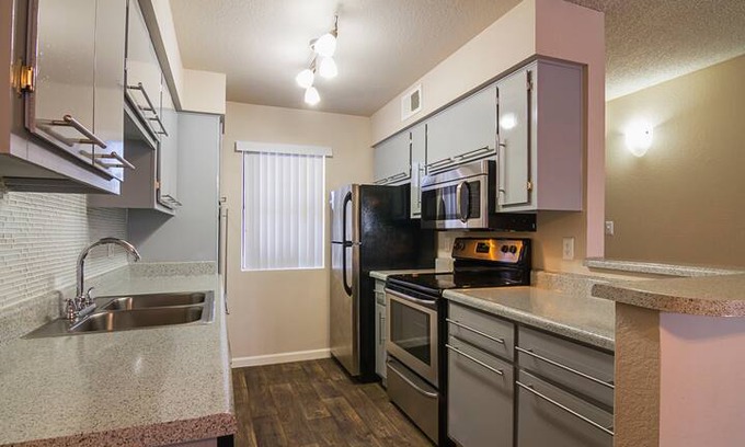 Paradise Valley Village Apartment | Relax in an apt of your own | 2BR in Phoenix