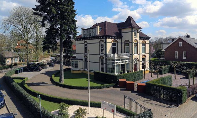 Velp House | Jugendstil villa