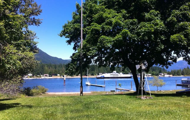 Proctor Cabin | Kootenay Lake Front Cottage Pets Welcome