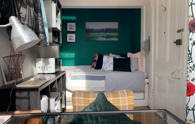 North West House | Cosy and Quiet West End Bedsit