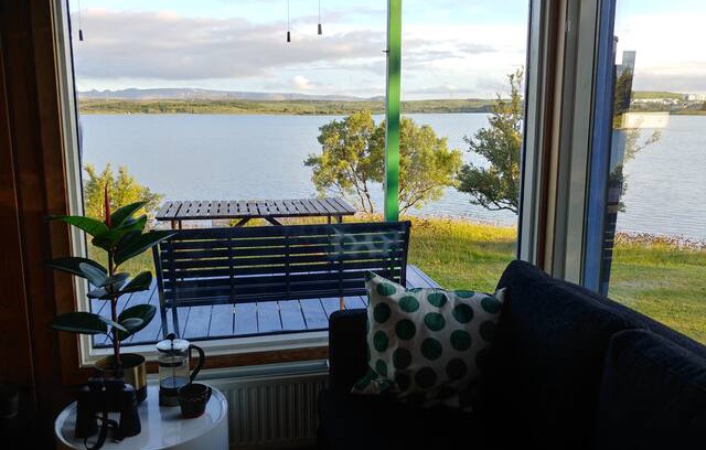Arbær House | Charming cabin by lake in Reykjavík with 3 kayaks