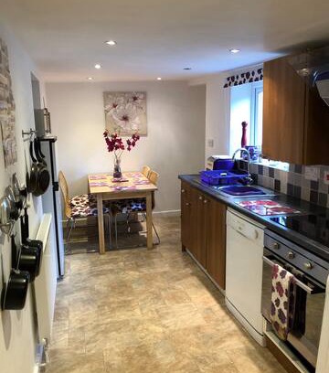 South Charlton House | Lisburn House