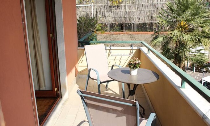 Sorrento City Centre Bed & Breakfast | Sorrento Lemon Rooms B&B - Nerano room
