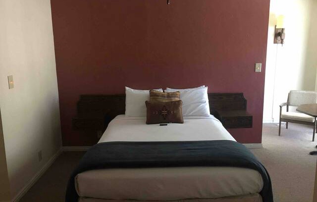 Kanab Hotel | Downtown Private Room #21