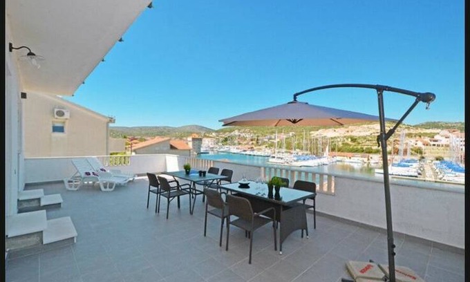 Marina House | Šalov Apartments