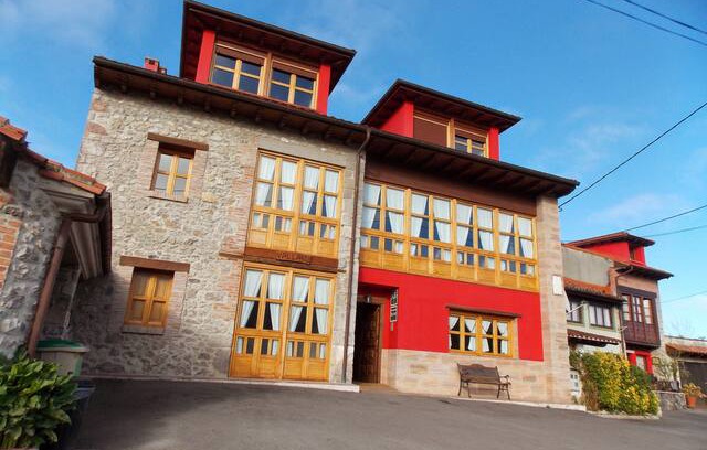 Parres Municipality Apartment | Beautiful apt with terrace & Wifi