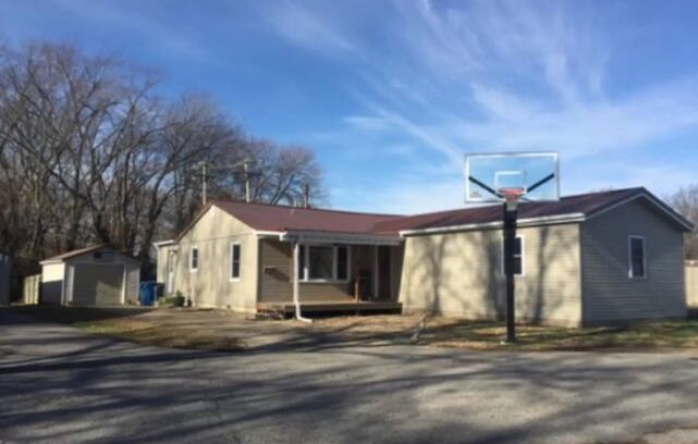 Carmi House | Carmi IL full house