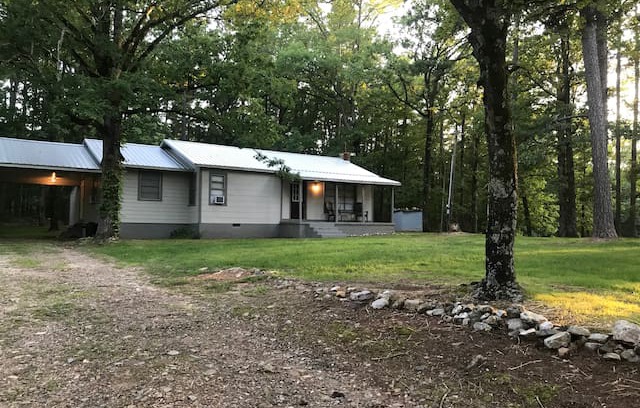 Board Camp Cabin | Wolf Pen Gap / BKW Cabin