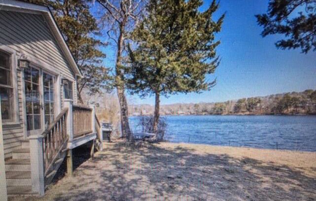 Southampton Cabin | Beautiful Cottage on the Water in Southampton