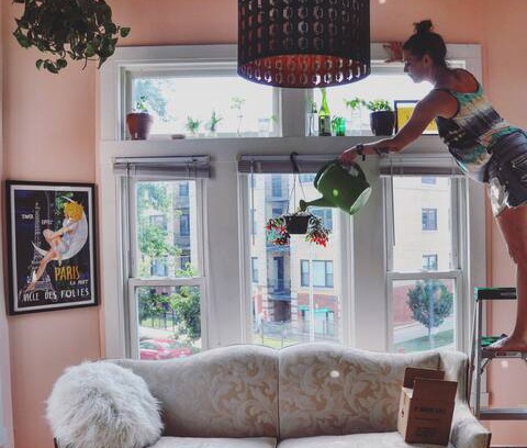 Logan Square Apartment | Cozy room in Chicago style exposed brick apartment