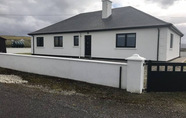 County Mayo House | Stunning Bayview Cottage