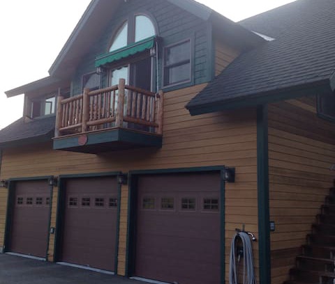 Wilmington House | The Frog Carriage House