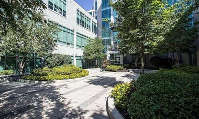 Uptown District Apartment | Beautiful condo in downtown