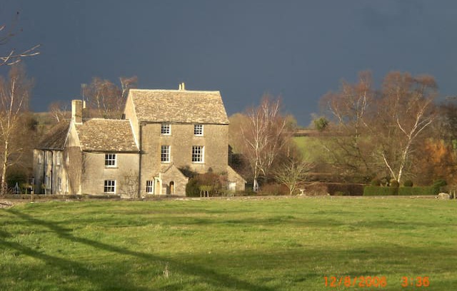 Crudwell Bed & Breakfast | Farmhouse B&B on Wilts/Glos border