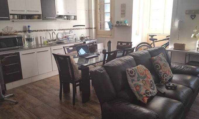 Ciudad Vieja Apartment | Mvd Centro Histórico a 1 cuadra del mar, 2 dorm